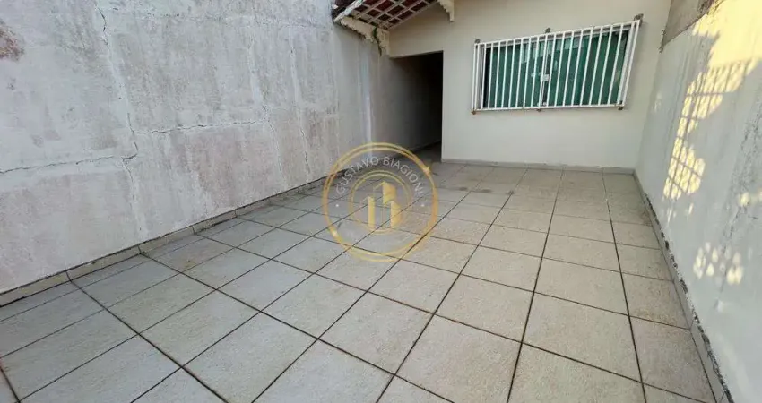 Casa com 2 quartos, Jardim Itapoan, Mongaguá - R$ 330 mil, Cod: 3054