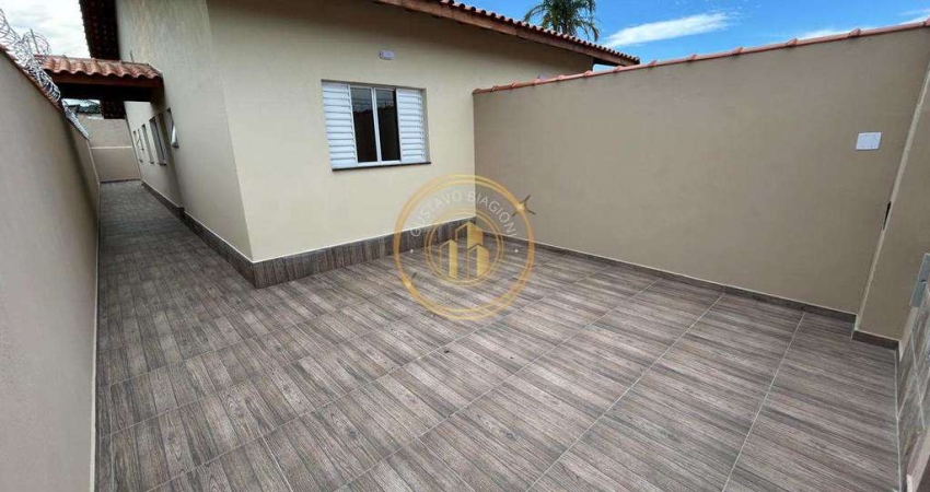 Casa com 2 dorms, Nova Itanhaém, Itanhaém - R$ 285 mil, Cod: 3072