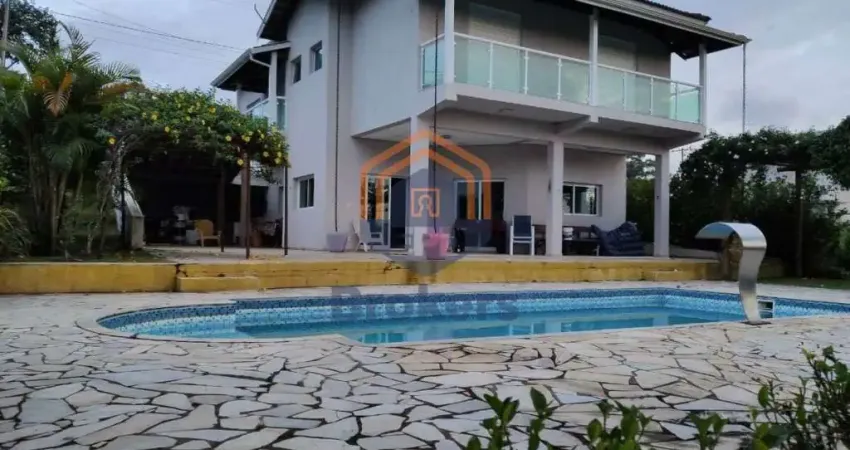 Casa Sobrado de Condominio em Campo Largo Jarinu - Jarinu, SP