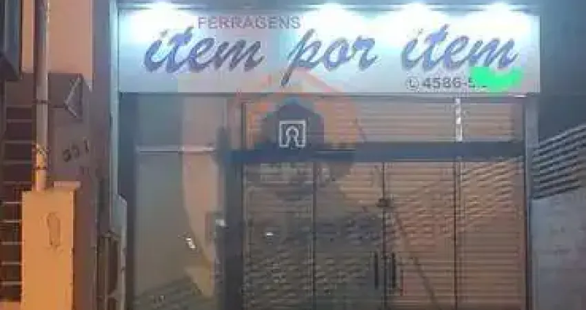 Casa comercial à venda na Rua Atílio Vianello, Vila Vianelo, Jundiaí