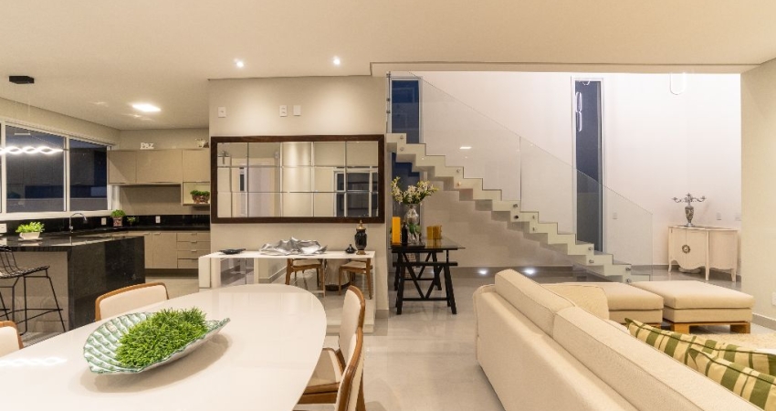 Casa moderna e nova no Gramado (observar valores da opção com mobília e sem)*