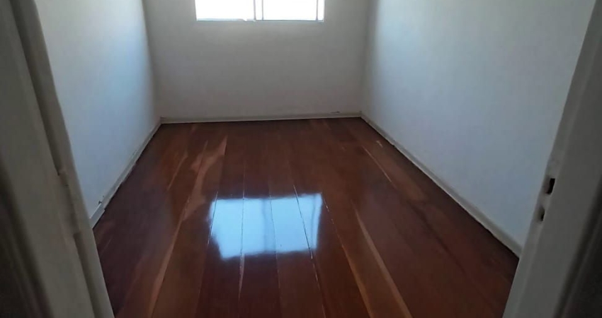 Sala comercial com 4 salas para alugar na Rua Vilaça, 03, Centro, São José dos Campos