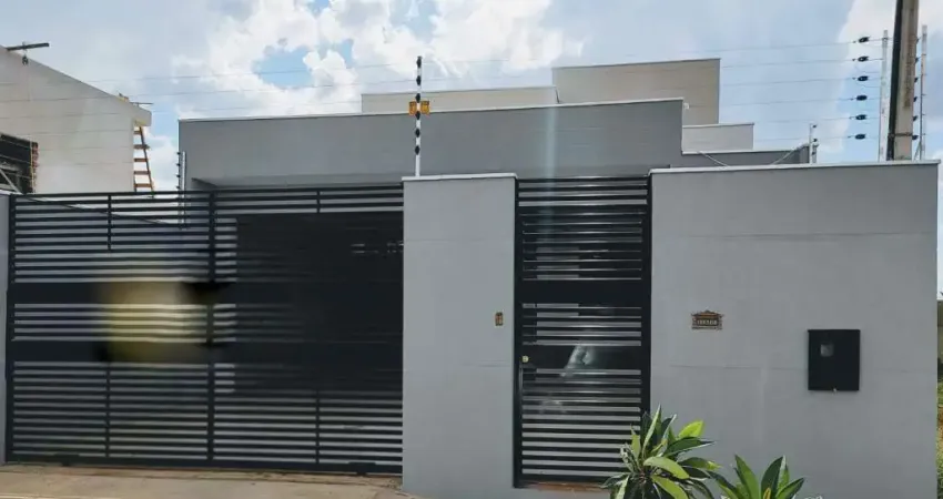 Casa com 3 quartos à venda na Zona 31, Maringá 