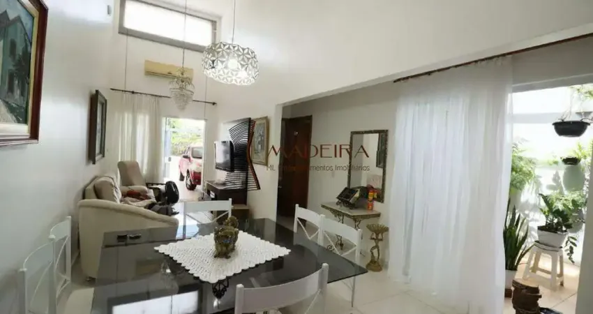 Casa com 3 quartos à venda no Jardim Santa Helena, Maringá 