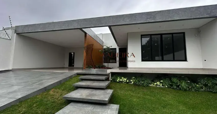 Casa à venda, 3 quartos, 2 suítes, 4 vagas, Zona 05 - Maringá/PR