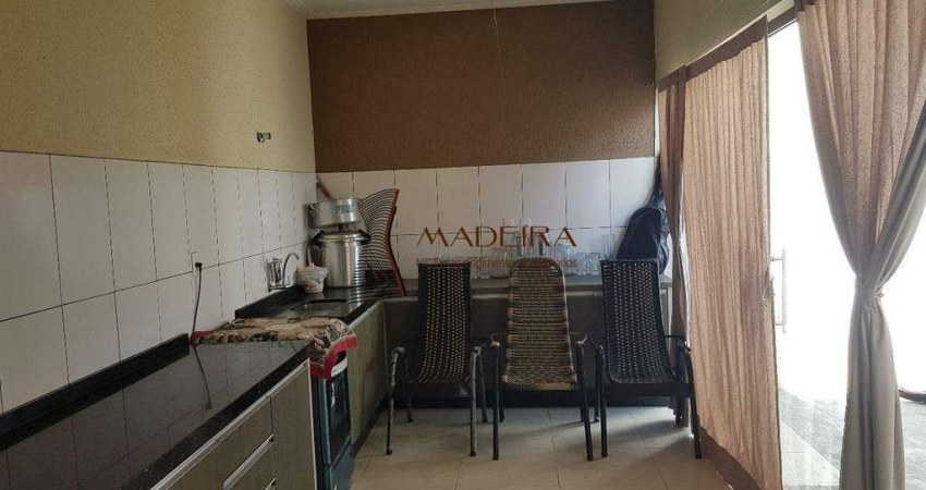 Casa com 3 quartos à venda no Jardim Monte Rei, Maringá 