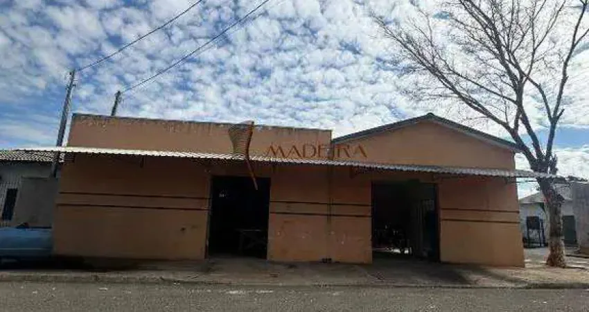 VENDA DE BARRACÃO COMERCIAL – ESQUINA PRIVILEGIADA | ZONA 9 – PARANAVAÍ