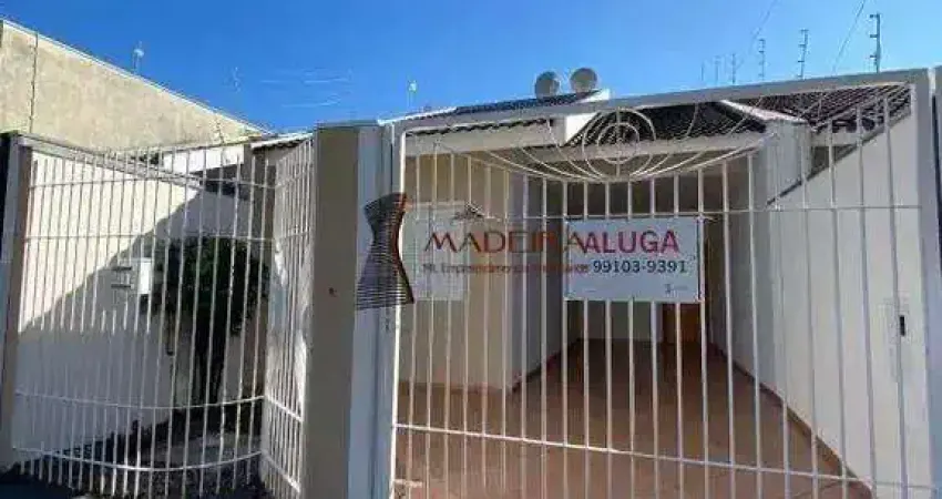 Casa com 3 quartos para alugar no Jardim Monte Rei, Maringá