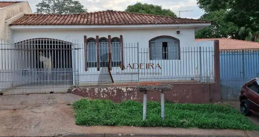 Casa à venda na Rua Pioneiro Bruno Bluthgen, 35, Jardim Alvorada III, Maringá