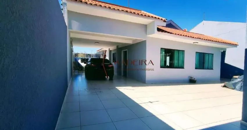 Casa com 3 quartos à venda na Rua Policial Aristeu Carnaval - Cipó, 62, Moradias Atenas, Maringá