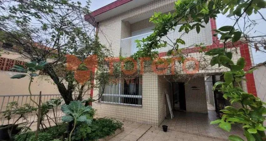 Casa com 3 quartos à venda na Rua Luiz Di Renzo, Vila São Jorge, Santos