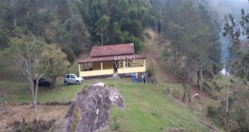 Chácara / sítio com 2 quartos à venda no Pavoeiro, Paraibuna 