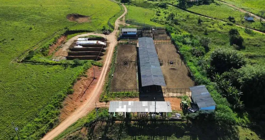 Fazenda com 1 sala à venda no Centro, Caçapava 