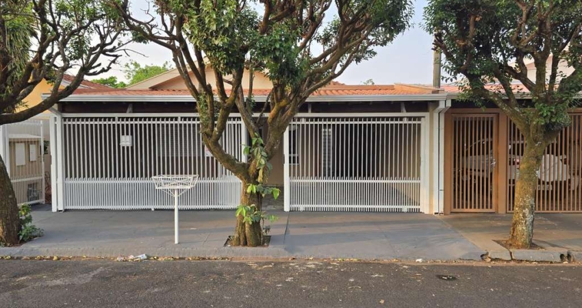 Casa para Venda em Araraquara, Jardim Brasília (Vila Xavier), 4 dormitórios, 3 banheiros, 3 vagas