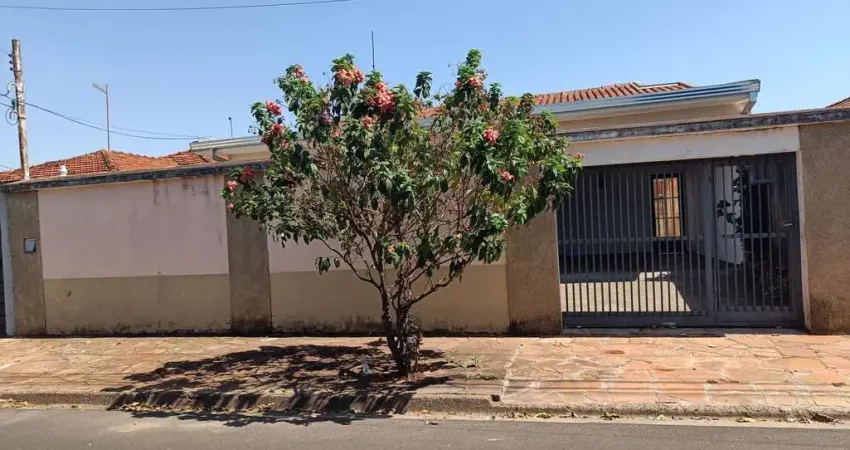 Casa para Venda em Araraquara, Jardim Morada do Sol (Vila Xavier) Jd. Brasília, 3 dormitórios, 1 suíte, 2 banheiros, 3 vagas