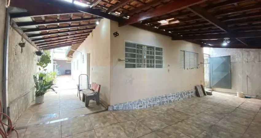 Casa para Venda em Araraquara, Jardim Roberto Selmi Dei, 4 dormitórios, 2 banheiros, 2 vagas