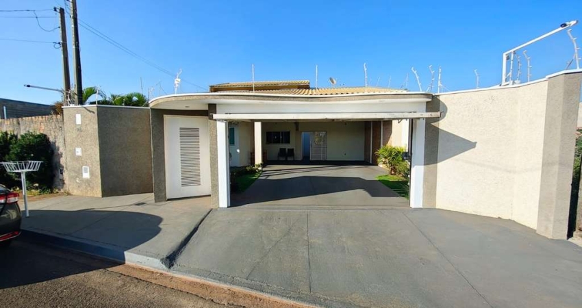 Casa para Venda em Araraquara, Cidade Jardim, 2 dormitórios, 1 banheiro, 3 vagas