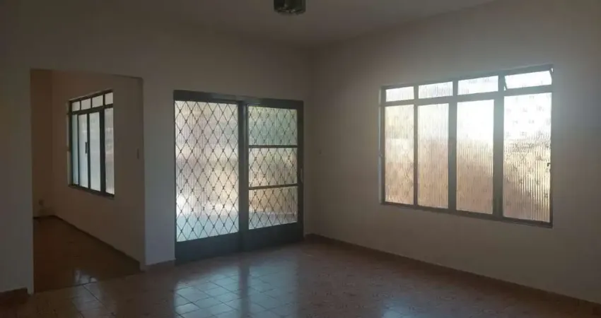Casa para venda em araraquara, jardim do carmo, 3 dormitórios, 2 banheiros, 4 vagas