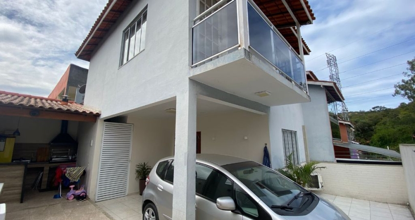 Casa de Condomínio com 3 dorms, Maria Paula, São Gonçalo - R$ 400 mil, Cod: 923
