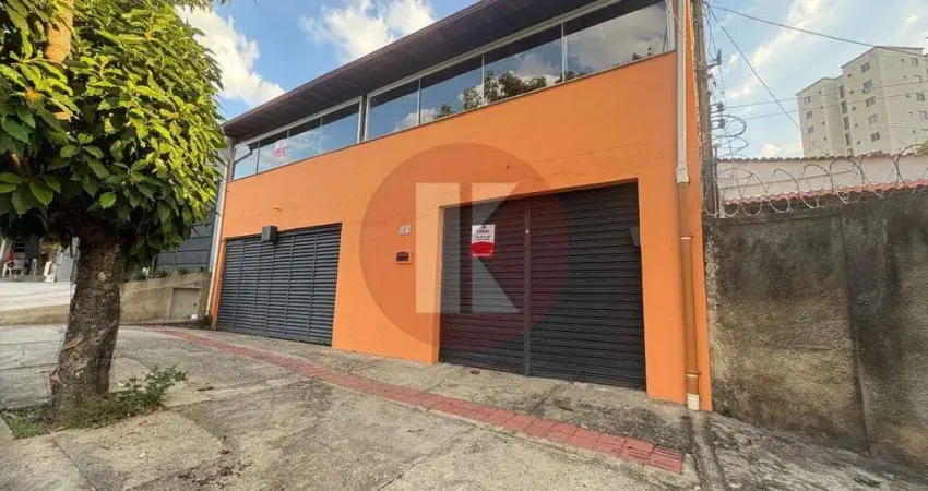 Casa estilo colonial na av. da sinfonia, no coração do santa amélia — próximo à guarapari, em região de intenso fluxo!