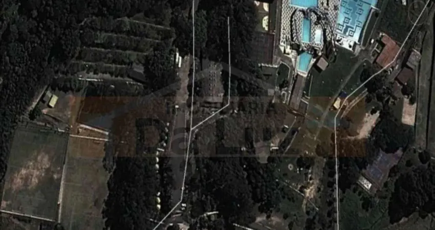 Terreno à venda na Estrada Três Cruzes, Três Cruzes, São Paulo