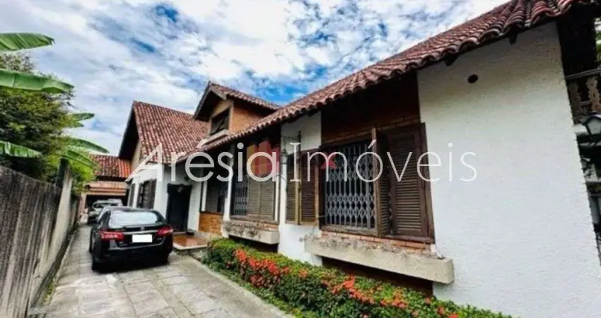 Casa em condomínio fechado com 4 quartos à venda na Estrada dos Três Rios, 1, Jacarepaguá, Rio de Janeiro