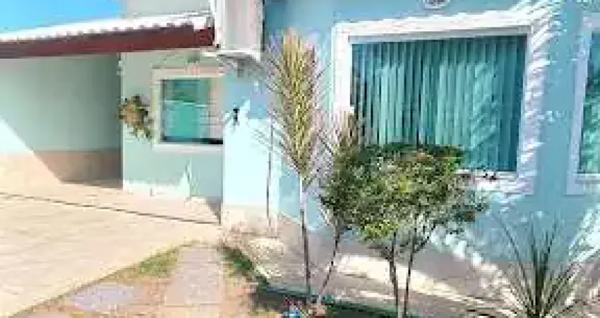 Casa com 3 dormitórios, suíte piscina e edícula à venda, 143 m² por r$ 870.000 - ponta grossa - maricá/rj