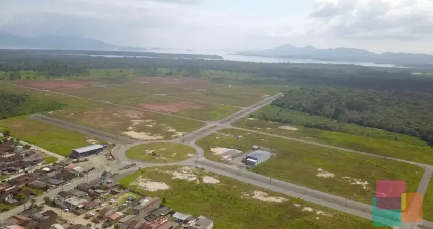 Terreno comercial à venda na Geralda Oliveira Luis, --, Paranaguamirim, Joinville