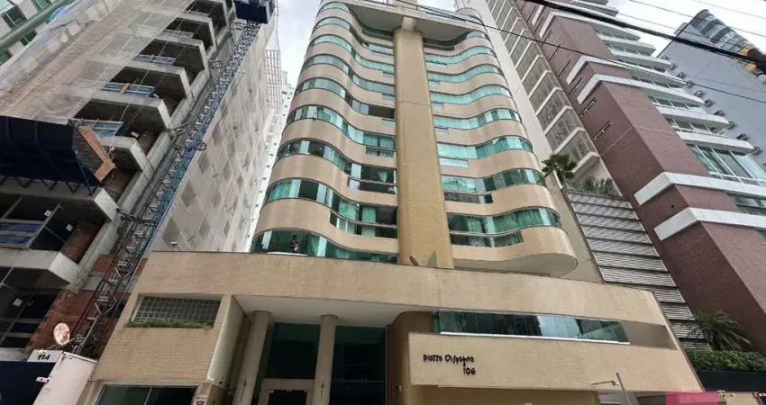Apartamento com 6 quartos à venda na Rua 3900, --, Centro, Balneário Camboriú