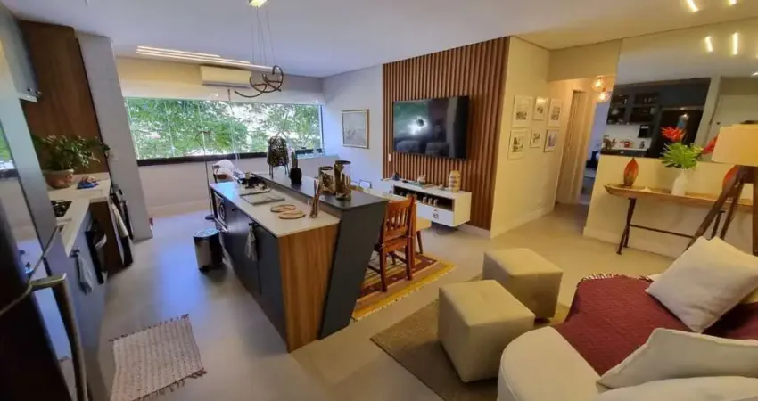 Lindo apartamento de 2 quartos 1 suíte na enseada, guarujá-sp: conforto e qualidade de vida à sua espera!
