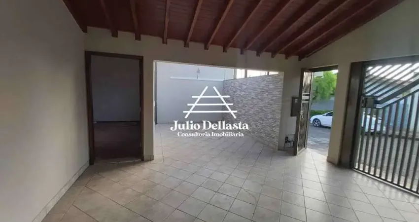 Parque Vista Alegre, ótima residência com 3 amplos dormitórios sendo 1 suíte, quintal amplo
