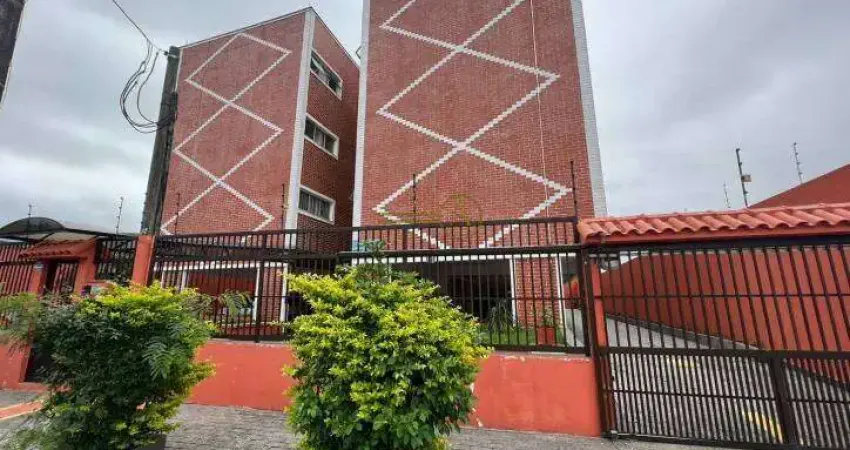 Apartamento à venda 300 metros da praia, no Centro de Peruíbe/SP