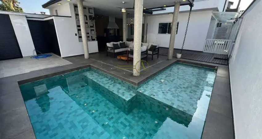 Sobrado a venda Condomínio Três Marias Porteira Fechada Reformado