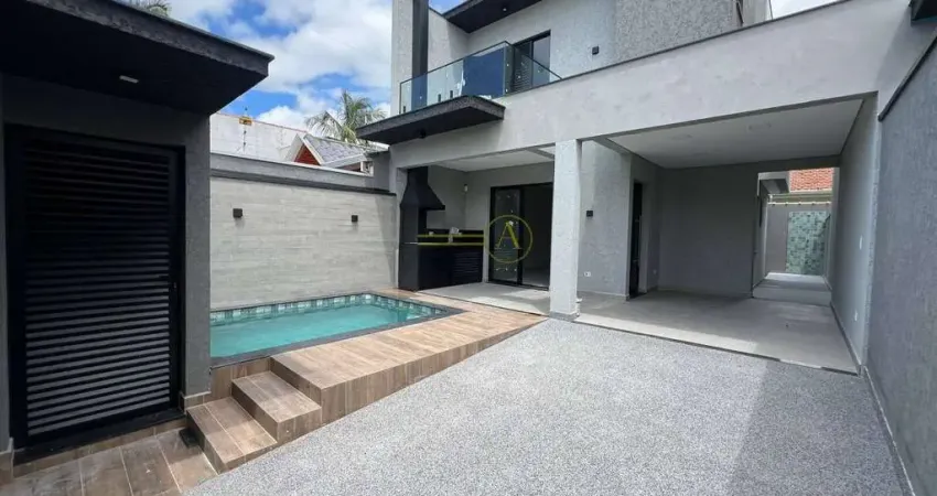 Lindíssimo Sobrado à venda, Novo e com muito bom gosto no acabamento