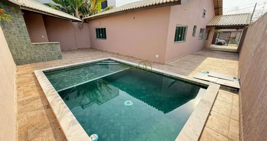 Oportunidade casa térrea apenas 100 metros da praia, totalmente reformada