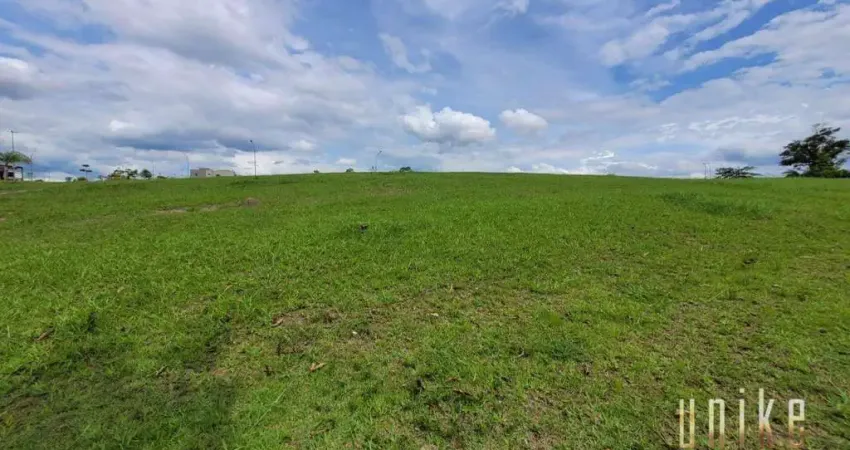 Terreno com pouco aclive no condomínio alphaville com 547m²