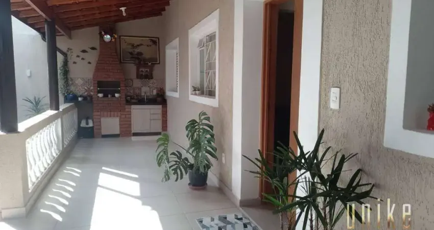 Casa na reserva especial do bosque dos eucaliptos! toda avarandada! próximo a casa do idoso e área verde!