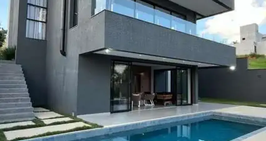 Sobrado à venda em Bragança Paulista, Centro, com 3 suítes, com 424 m²