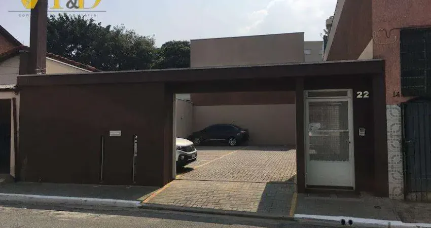 Sobrado em condomínio à venda na Vila santa Clara!