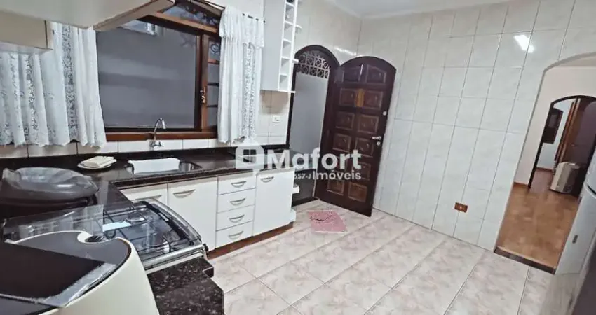 Casa térrea com edícula à venda no Jardim Cacique em Suzano