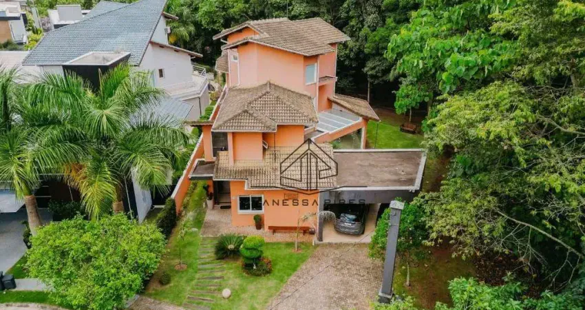 SOBRADO COM PERSONALIDADE CONDOMINIO FECHADO COM 05 SUITES