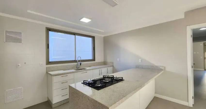 Apartamento com 3 dormitórios para alugar, 108 m² por R$ 9.276/mês - Centro - Florianópolis/SC