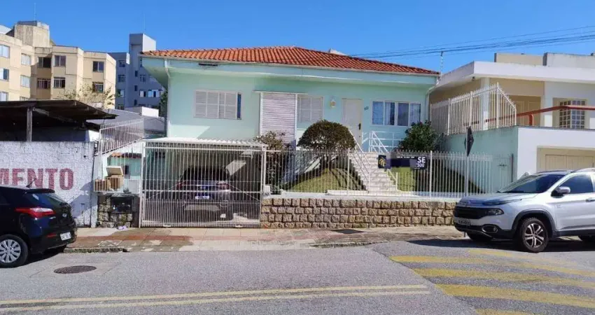 Casa com 3 dormitórios à venda, 300 m² por r$ 1.400.000,00 - estreito - florianópolis/sc