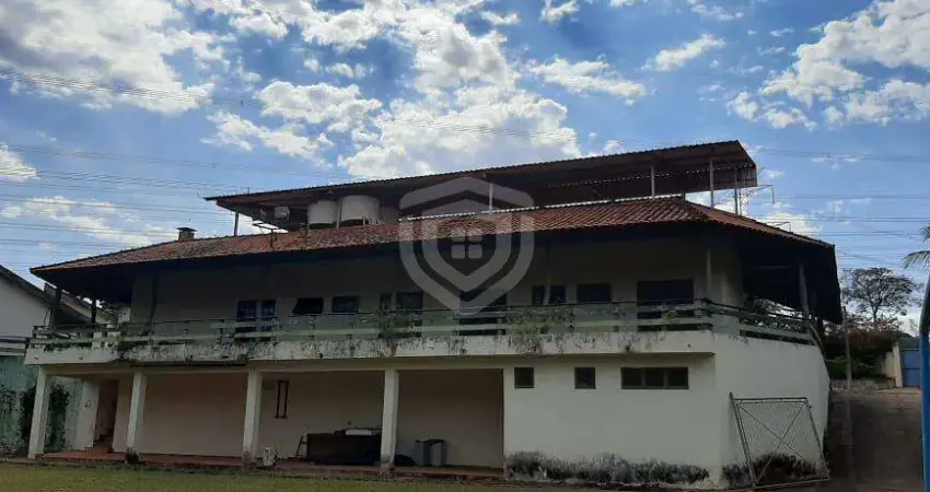 Chácara à Vendas jardim Ivone Bauru, com lazer completo e Casa com 5 Quartos