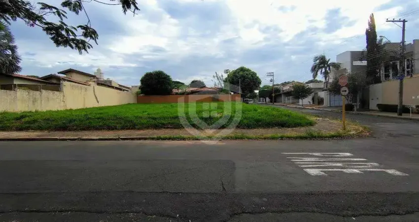Venda de excelente lote de esquina no Vila Riachelo com 805m²