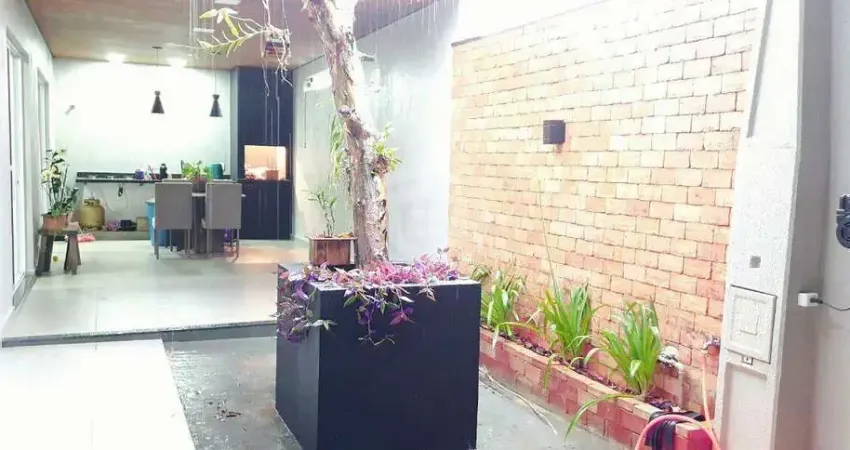 Casa com 3 quartos à venda no Jardim Dona Lili, Bauru 