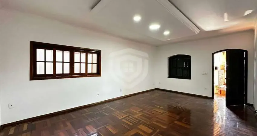 Casa com 3 quartos para alugar no Centro, Bauru