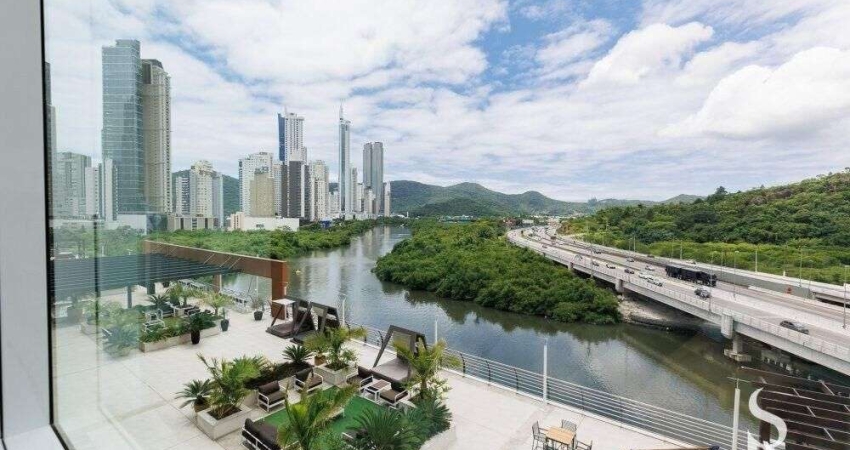 Apartamento para alugar no bairro Centro - Balneário Camboriú/SC