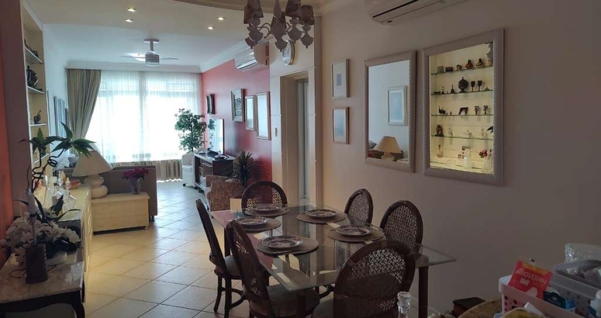 Apartamento com 3 quartos para alugar na Avenida Atlântica, 1620, Centro, Balneário Camboriú