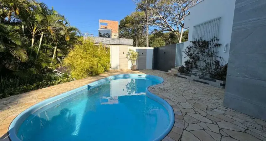 Casa com 4 quartos para alugar na Cabeçudas, Itajaí 